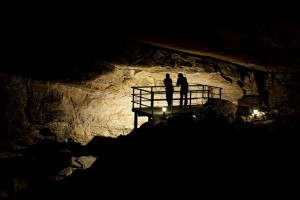 INTERIOR DE LA CUEVA DE EL PENDO